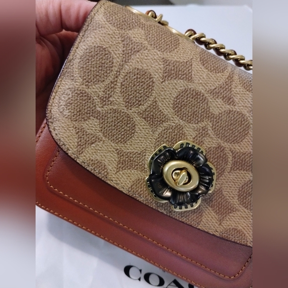 Coach Madison Tea Rose Mini - Picture 9 of 14